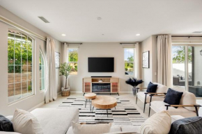 Serendipity by VARE Steps Away from Pool Spa, Gym, PGA West!